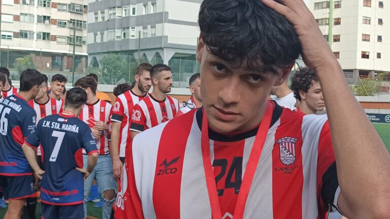 Ethan Alvarez Campeón de la 90 Copa Vigo de Fútbol gallego con Racing Castrelos FC